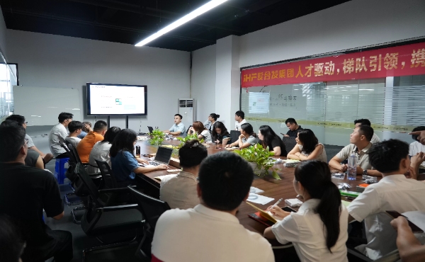 Mejora de la experiencia del cliente | Formaci&oacute;n sobre productos el&eacute;ctricos impartida por gestores de producto e ingenieros de iHF